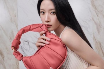 TUMI途明全球品牌大使文佳煐倾情演绎ASRA女士手袋系列新品广告大片